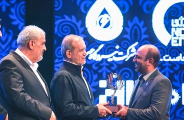 فولاد مبارکه، سرمایه‌گذار برتر نیروگاه‌های خورشیدی