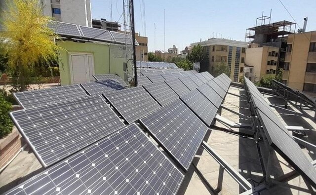 پنلهای خورشیدی